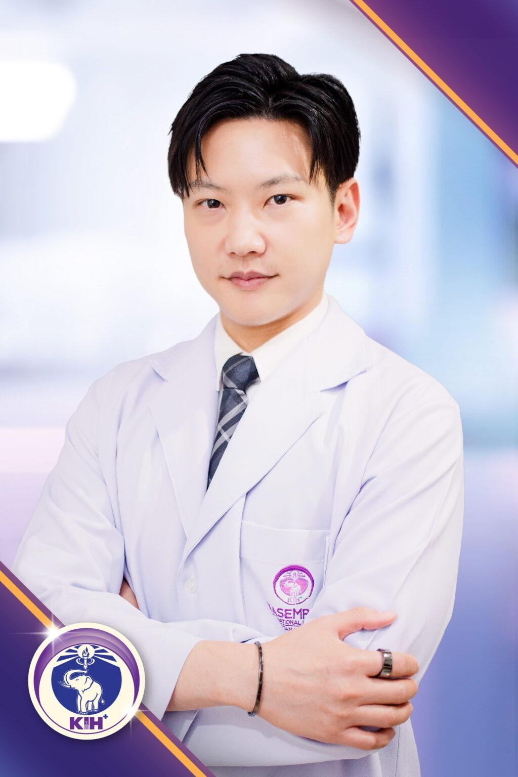 นายแพทย์ธีรวัต ก่อเกิดทรัพย์